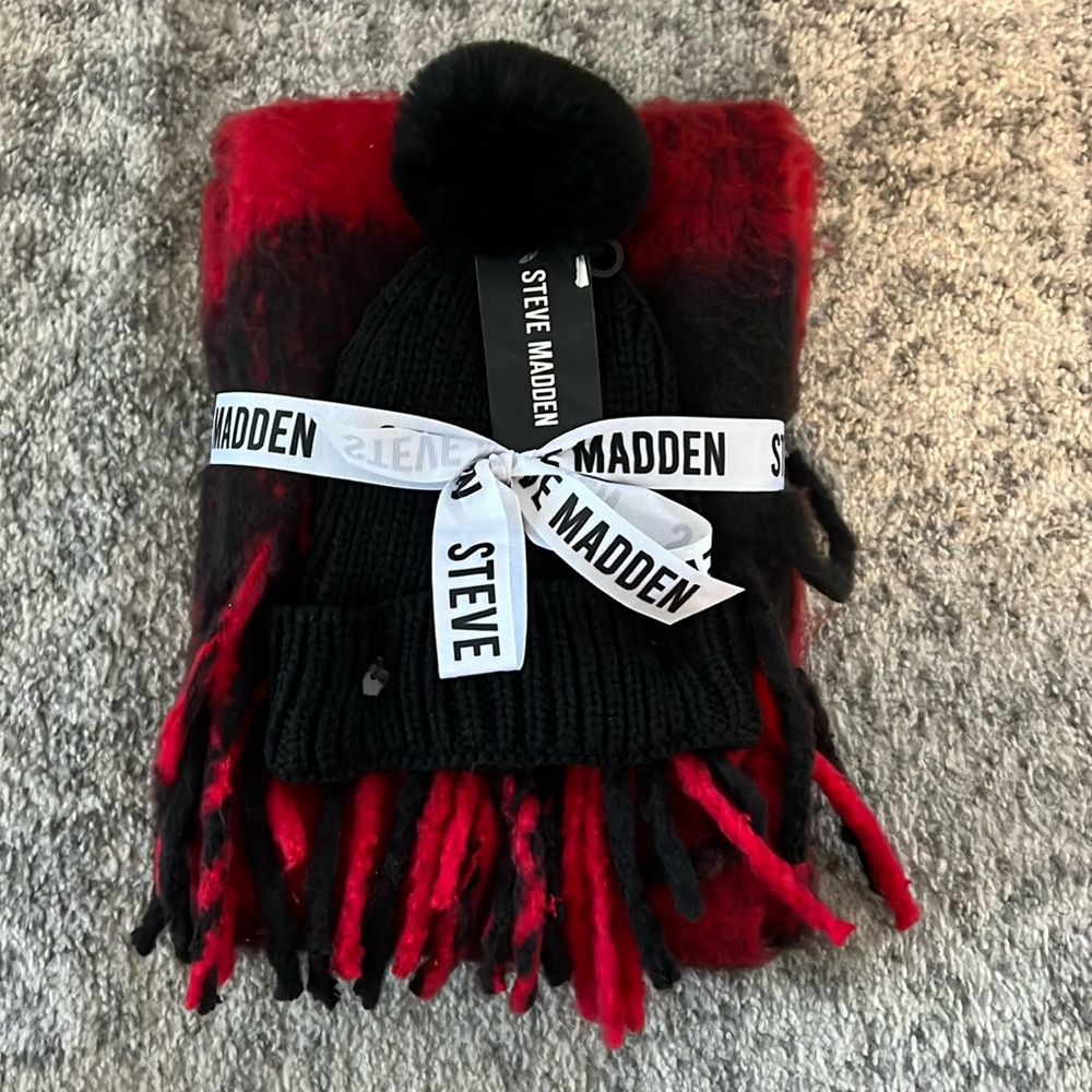 Steve Madden set